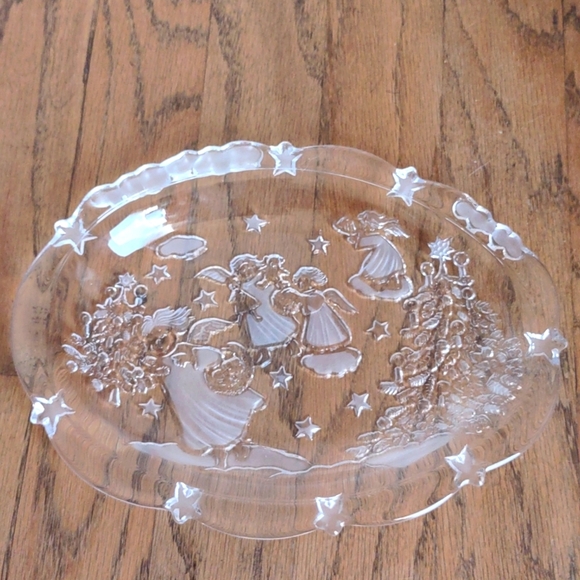 Mikasa Christmas Holiday Angels Platter - Picture 1 of 8